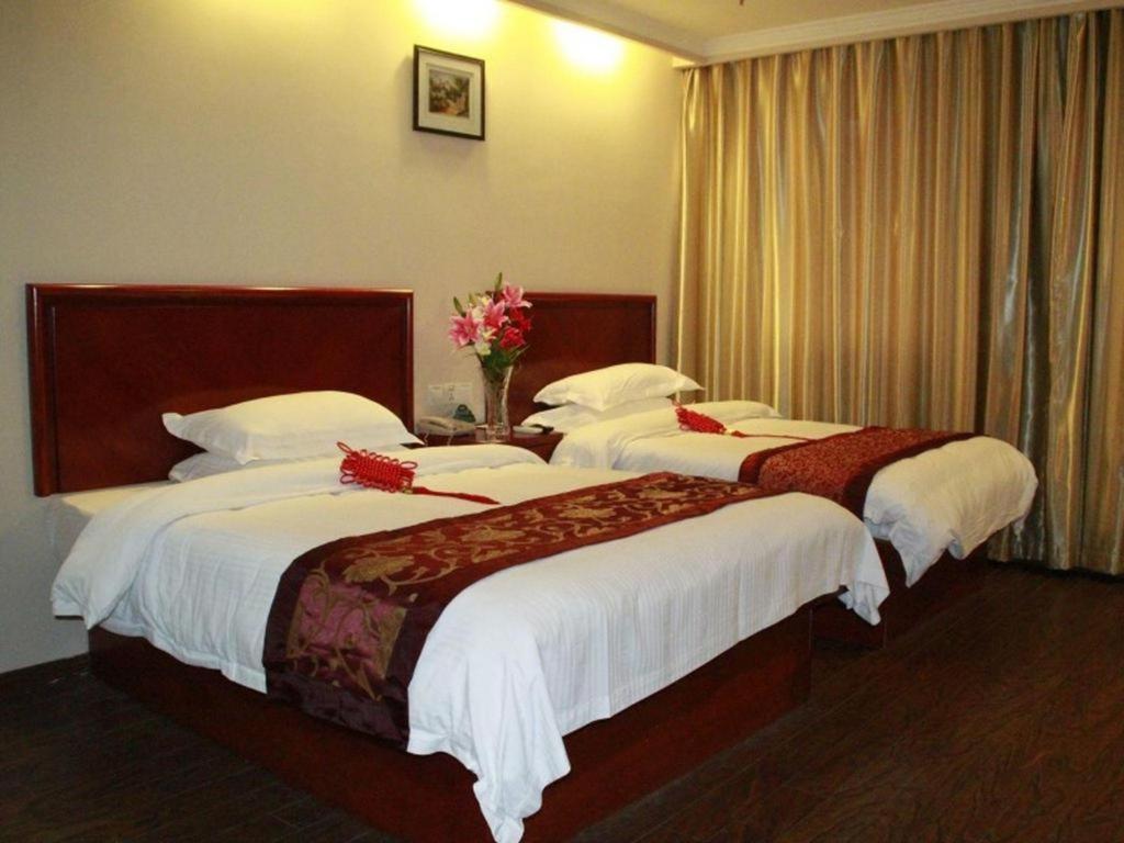 Greentree Inn Shanghai Guangxin Road Tongji Hospital Express Hotel Ngoại thất bức ảnh